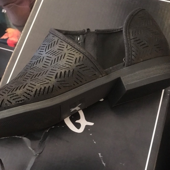 Last 1! Qupid cut out all blk tuxedo ankle BOOTIE - Picture 3 of 3